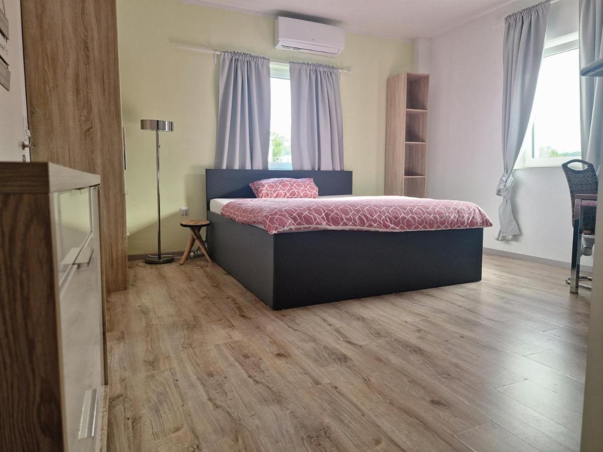 Ibo-Apart 1 Zimmer Apartment In Герцогенаурах Екстер'єр фото